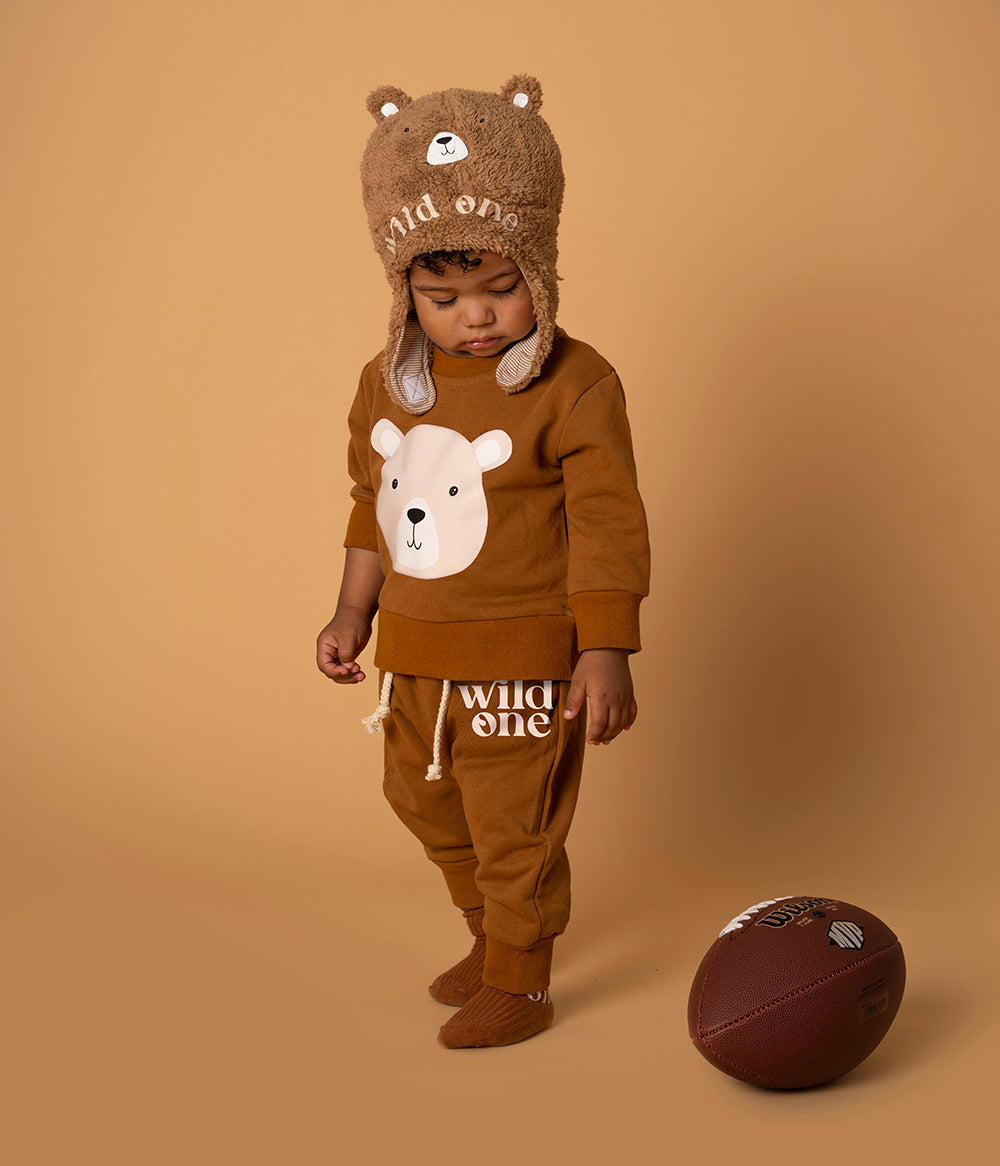 How To Make A Cozy Outfit With DIY Transfer Paper For Dark Fabric